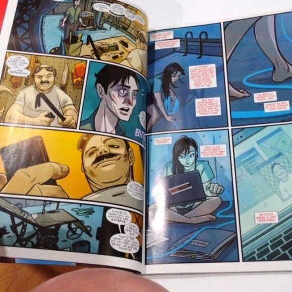 Trade Paperback Silk: The Life & Times of Cindy Moon Vol 0 Robbie Thompson 2015 - Picture 8 of 10